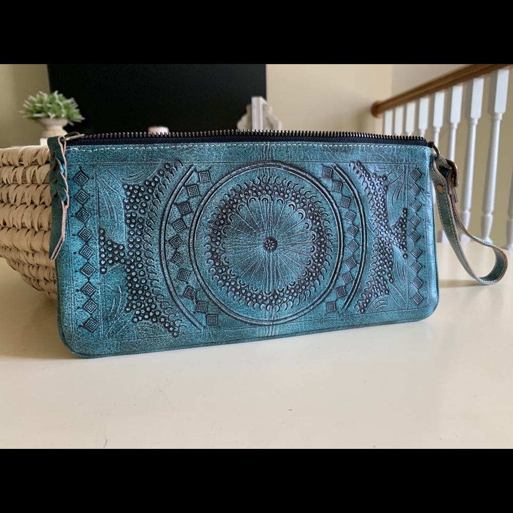 Large Wristlet/Clutch